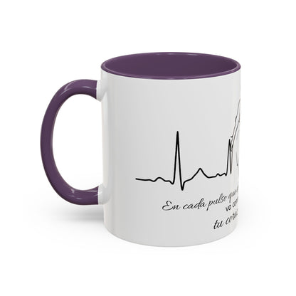 Nurse & Mom Tribute Coffee Mug – "Va conmigo, mamá, en mi corazón tu latido"