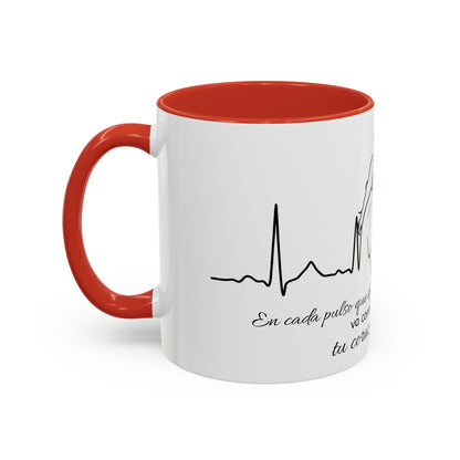 Nurse & Mom Tribute Coffee Mug – "Va conmigo, mamá, en mi corazón tu latido"